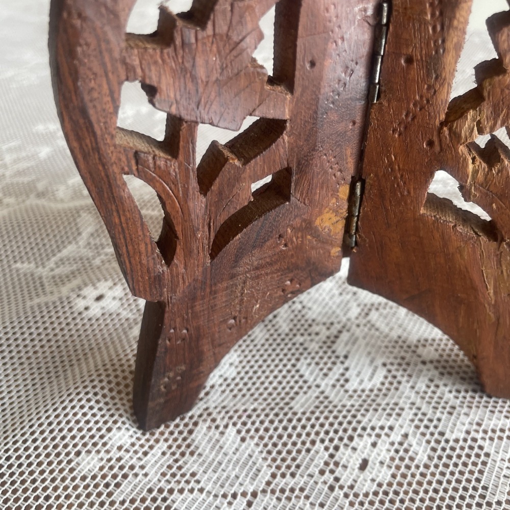 Vintage Hand Carved Wood 3 Leg Folding Mini Plant Book Stand Floral India - Picture 5 of 16